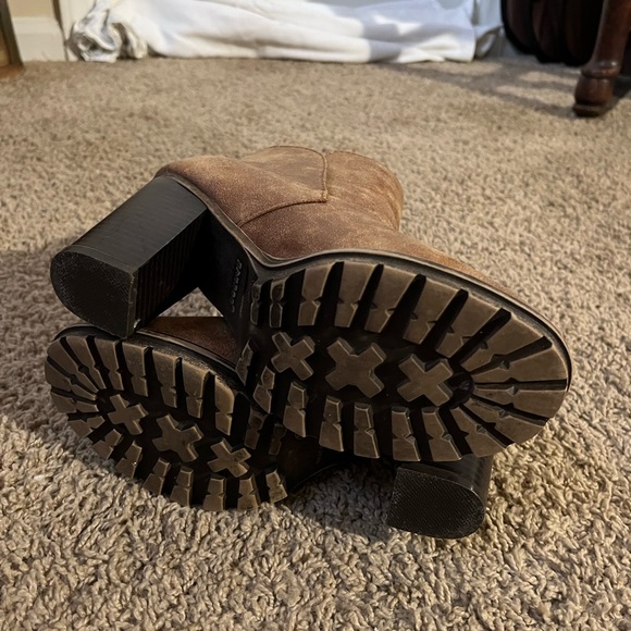 Bamboo Tracker 3 Ankle Boots Booties tan Chunky heel faux leather comfy size 8 - Picture 9 of 14